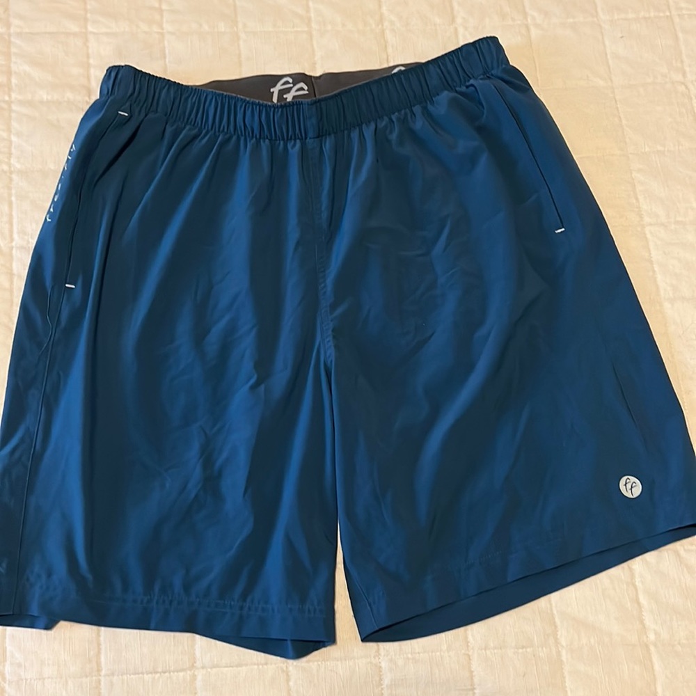 Lightweight shorts